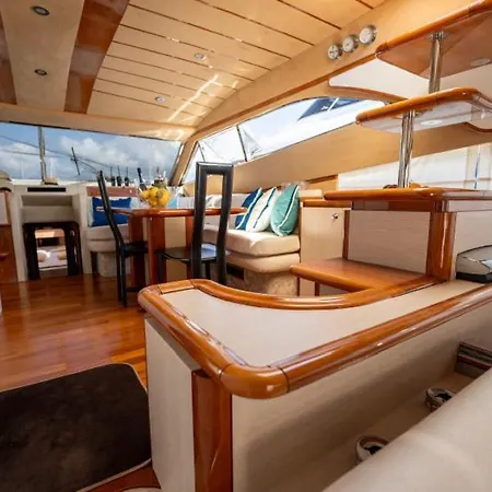 Jumpy Luxury Yacht Naples